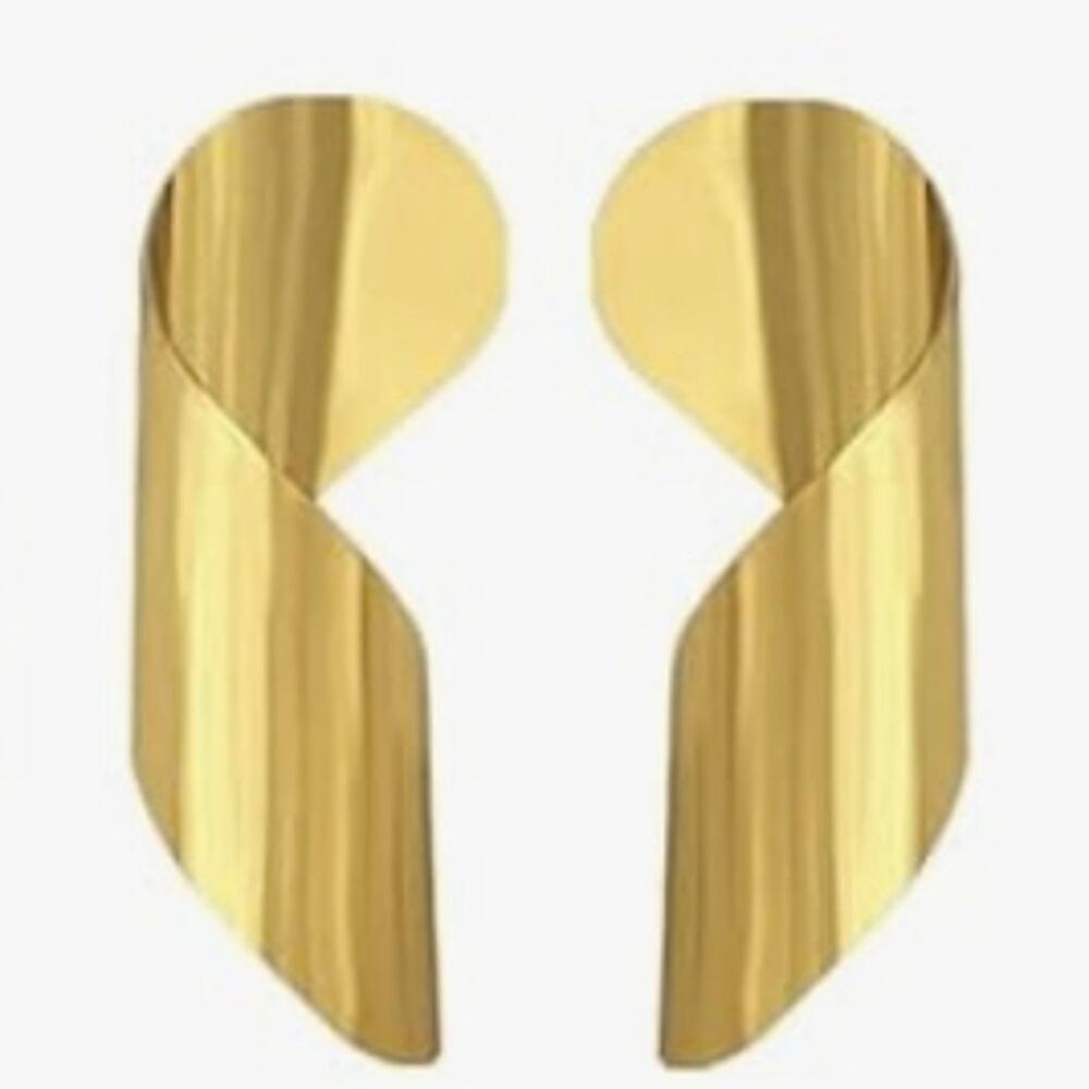 Gold Twist Earrings